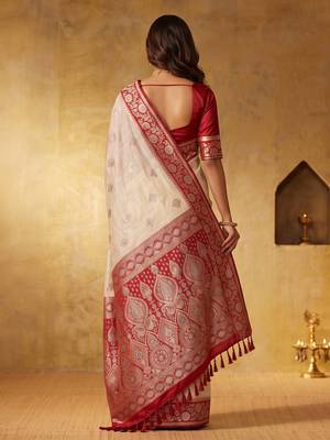 White color silk blended woven jari designer rich sophisticated graceful rich looks saree 2