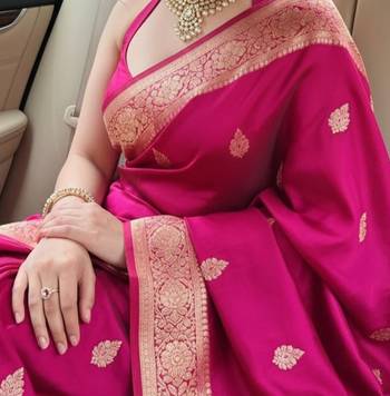green  silk blend banarasi jacuard work festive saree with unstitched blouse piece 2