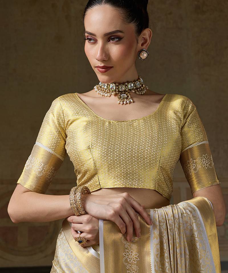 cream smart heavy kanchivaram silk blend rich looks graceful saree