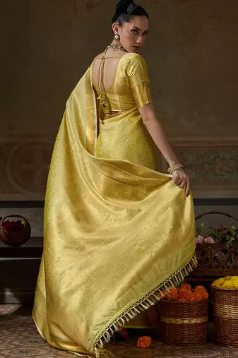 yellow smart heavy kanchivaram silk blend rich looks graceful saree