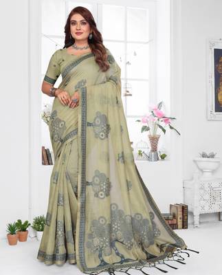 green woven designer spun cotton blend fabric smart traditional saree 1