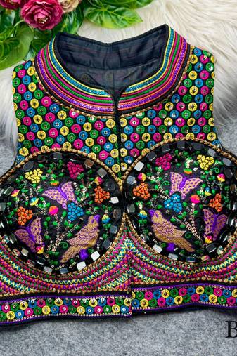 Black silk thread mirror