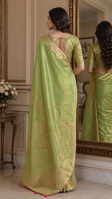 Pista soft silk blend banarasi jacuard work festive saree with unstitched blouse piece 3