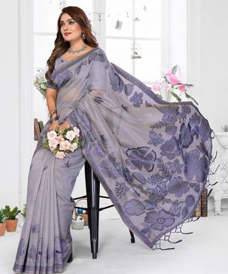 grey color smart spun cotton blend fabric woven designer saree 4