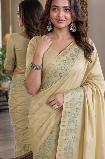 Cream soft silk blend banarasi jacuard work festive saree with unstitched blouse piece