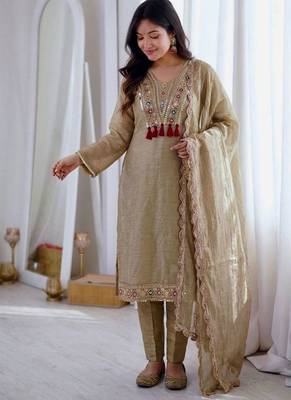 Heavy Designer Embroidery Work Kurti Set With Dupatta Festival Wear Suit Set 2
