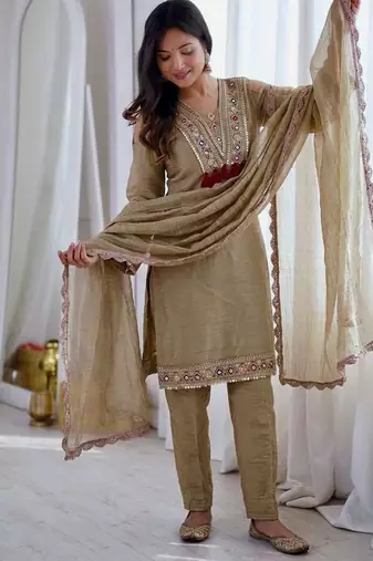 Heavy Designer Embroidery Work Kurti Set With Dupatta Festival Wear Suit Set