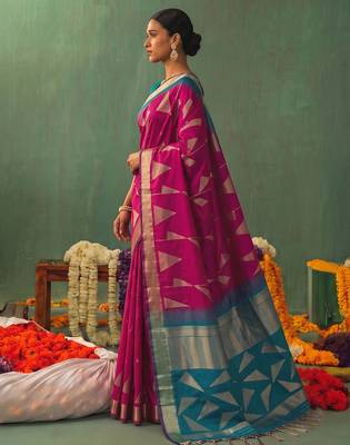 pink color smart ethnic woven designer soft silk blend fabric ceremonial saree 3