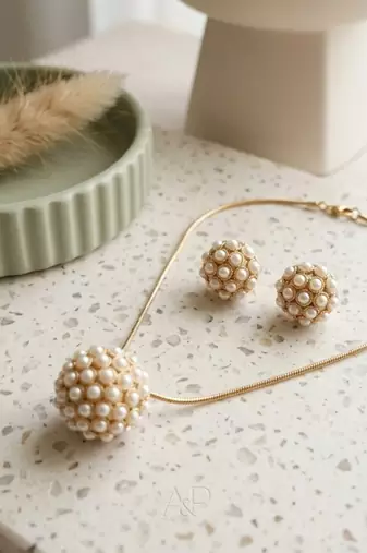 antique gold pearl pendant necklace set with earrings