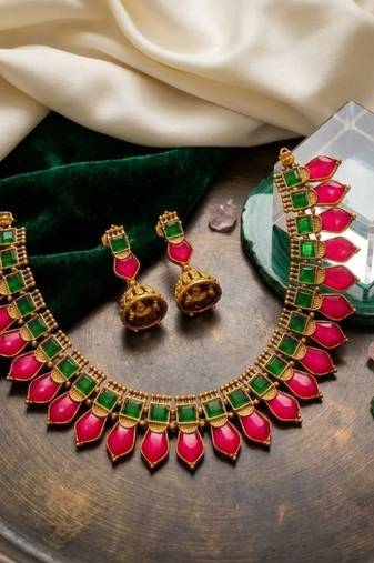 Gold plated ruby & green indian jewelry:necklace with jhumka 