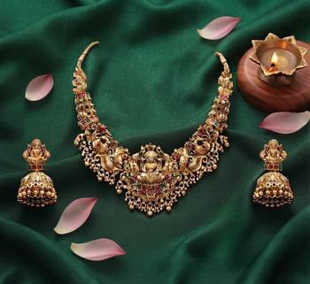gold temple lakshmi necklace set with jhumkas 2