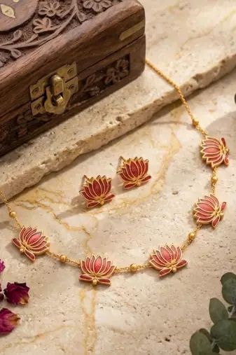 lotus enamel gold necklace set