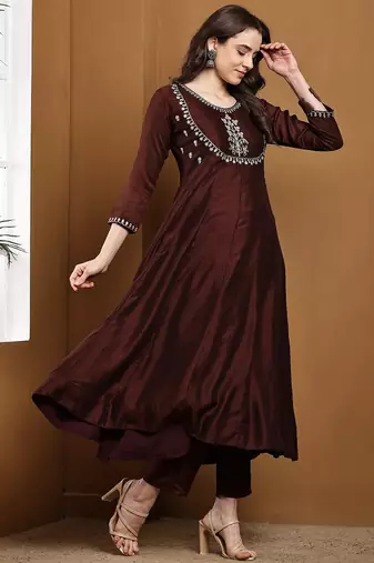 Brown embroidered vichitra silk kurta pant dupatta set
