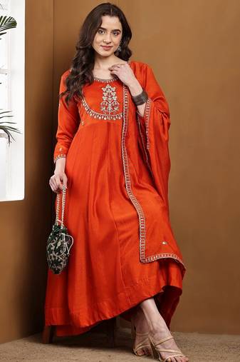 Orange embroidered vichitra silk kurta pant dupatta set