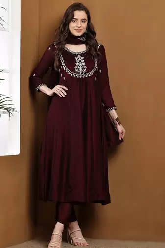 Purple embroidered vichitra silk kurta pant dupatta set