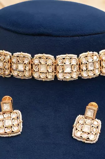 Gold plated kundan moissanite choker set