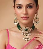 Emerald green moissanite kundan choker set