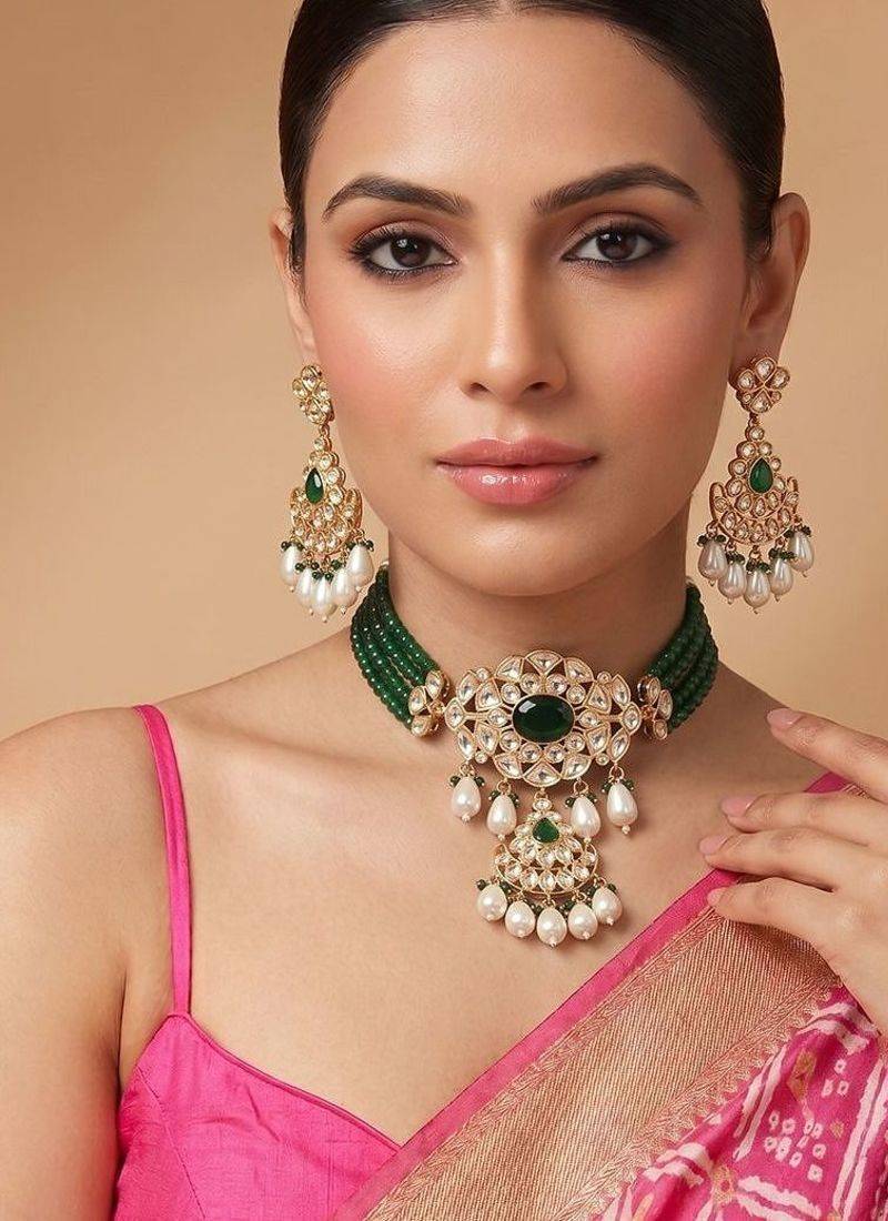 Emerald green moissanite kundan choker set