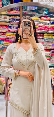 Off-white embroidered short kurti with flared pants & mirror-work dupatta set 2