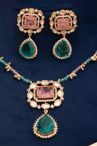 Green moissanite kundan necklace set