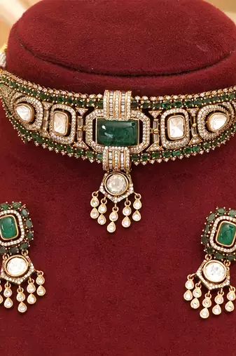 Green kundan moissanite choker set