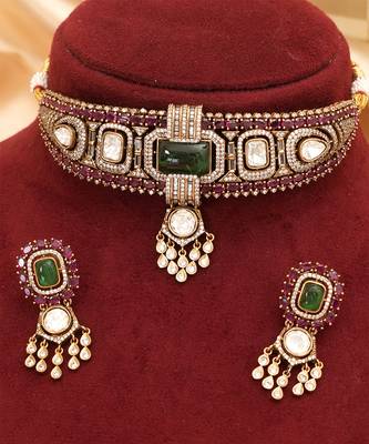 Ruby green kundan choker set 3