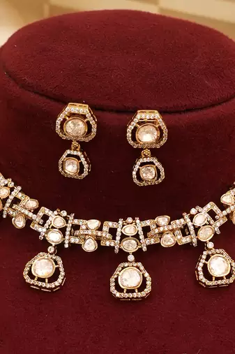 Gold plated moissanite kundan necklace set