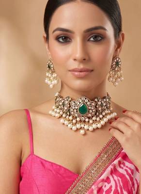 Emerald green royal kundan choker set 1