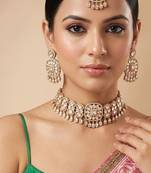 Gold plated premium kundan choker set