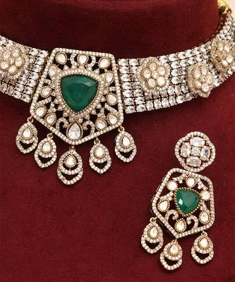 Emerald green moissanite choker necklace set 3