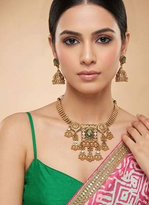 Gold plated green heritage kundan necklace set 1