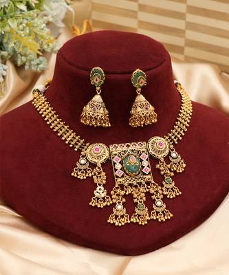 Gold plated green heritage kundan necklace set 2