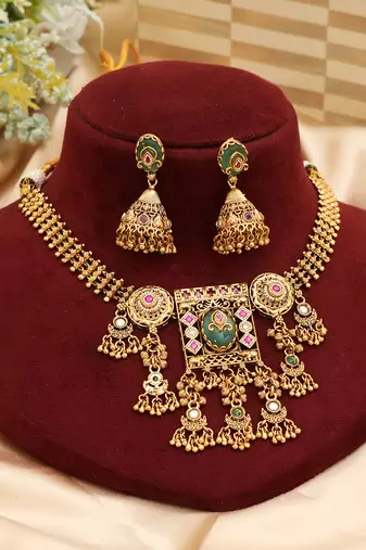 Gold plated green heritage kundan necklace set