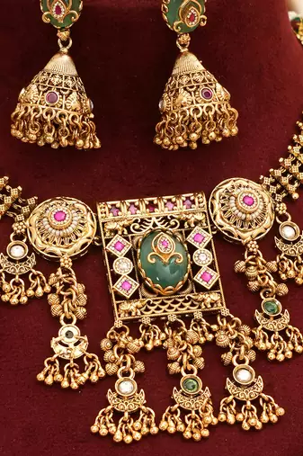 Gold plated green heritage kundan necklace set