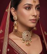 Gold plated royal kundan bridal necklace set with maang tikka