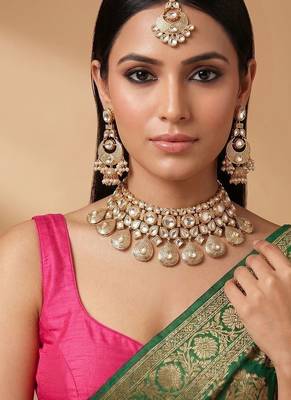 Gold plated kundan meena bridal choker set with maang tikka 1