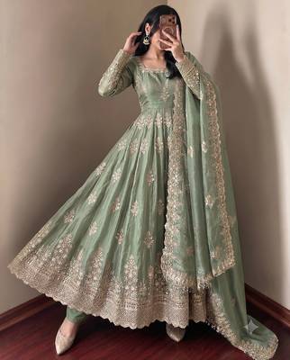 Sage green embroidered anarkali kurta set with pant and cutwork dupatta for women 3