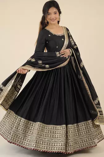 Black embroidered long flared anarkali kurta set with pant and dupatta