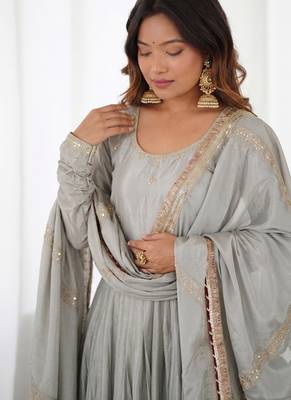 Grey embroidered long flared anarkali kurta set with pant and dupatta 2