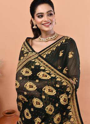 Bottle green festive cotton silk jamdani saree with running blouse 4
