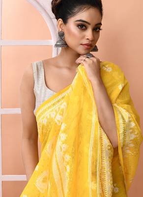 Yellow festive cotton silk jamdani saree with running blouse 4