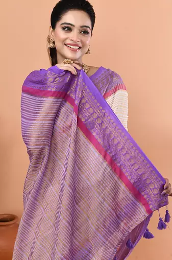 Off white festive cotton blend zari check handloom saree with running blouse