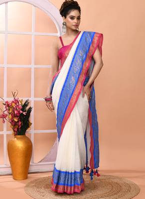 Off white festive cotton blend handloom saree with running blouse 4