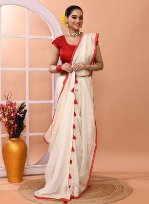 Off white festive cotton blend handloom saree with running blouse 4