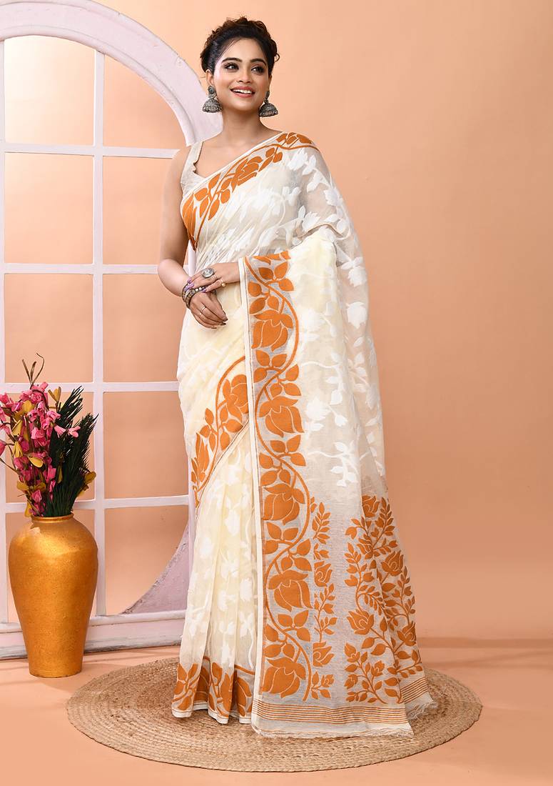 Off white festive wear cotton silk bronze border pallu jamdani saree with running blouse
