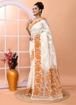 Off white festive wear cotton silk bronze border pallu jamdani saree with running blouse 2