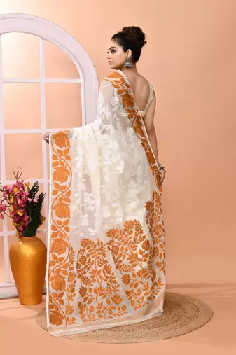 Off white festive wear cotton silk bronze border pallu jamdani saree with running blouse