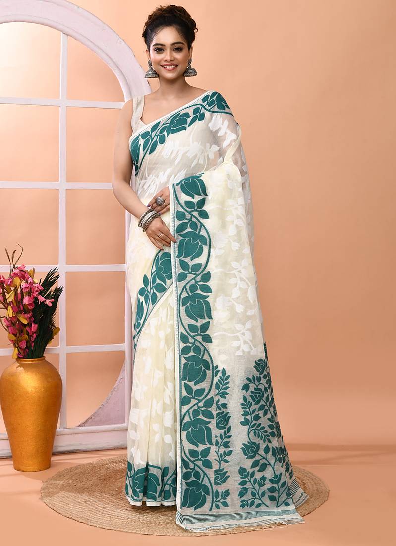 Off white festive wear cotton silk rama border pallu jamdani saree with running blouse