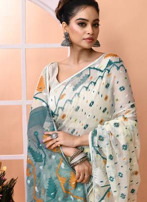 Off white festive wear cotton silk rama border pallu jamdani saree with running blouse 4