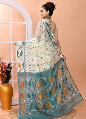 Off white festive wear cotton silk rama border pallu jamdani saree with running blouse 5